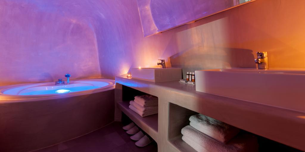 Evmenia Luxury Cave Villa Oía Pokoj fotografie